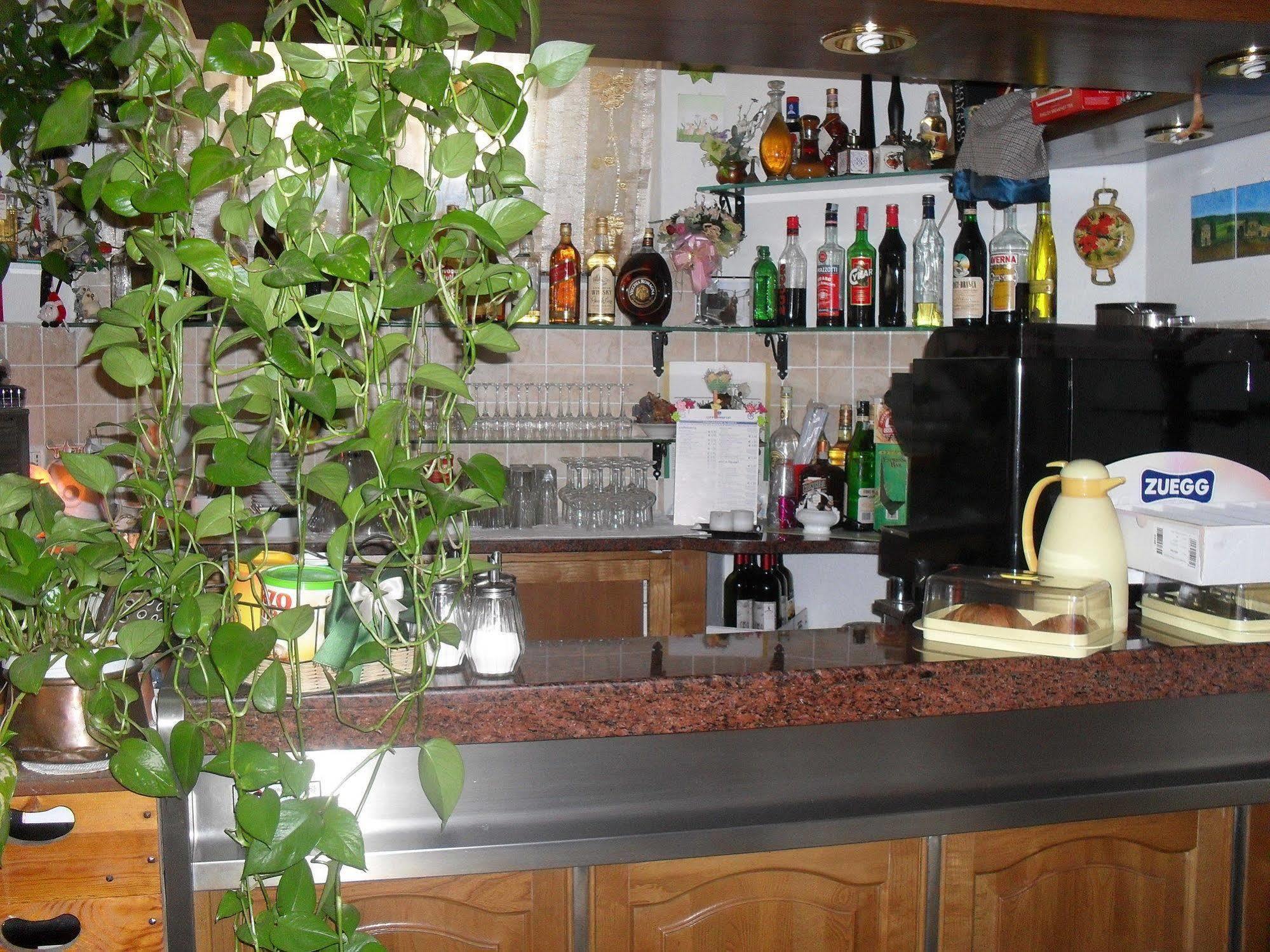 Albergo Ristorante Olimpia Abbadia San Salvator Exterior photo